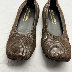 Donald J. Pliner Brown Lizard-Embossed Ballet Flats